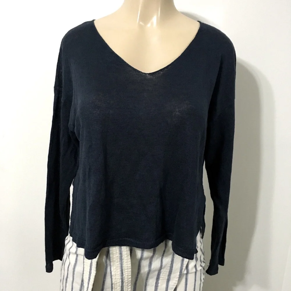 Margaret O’Leary Linen Top - Picture 1 of 5